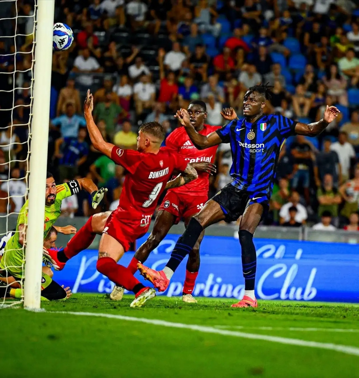 意大利队表现亮眼,实力惊人的简单介绍 意大利队表现亮眼,实力惊人的简单介绍