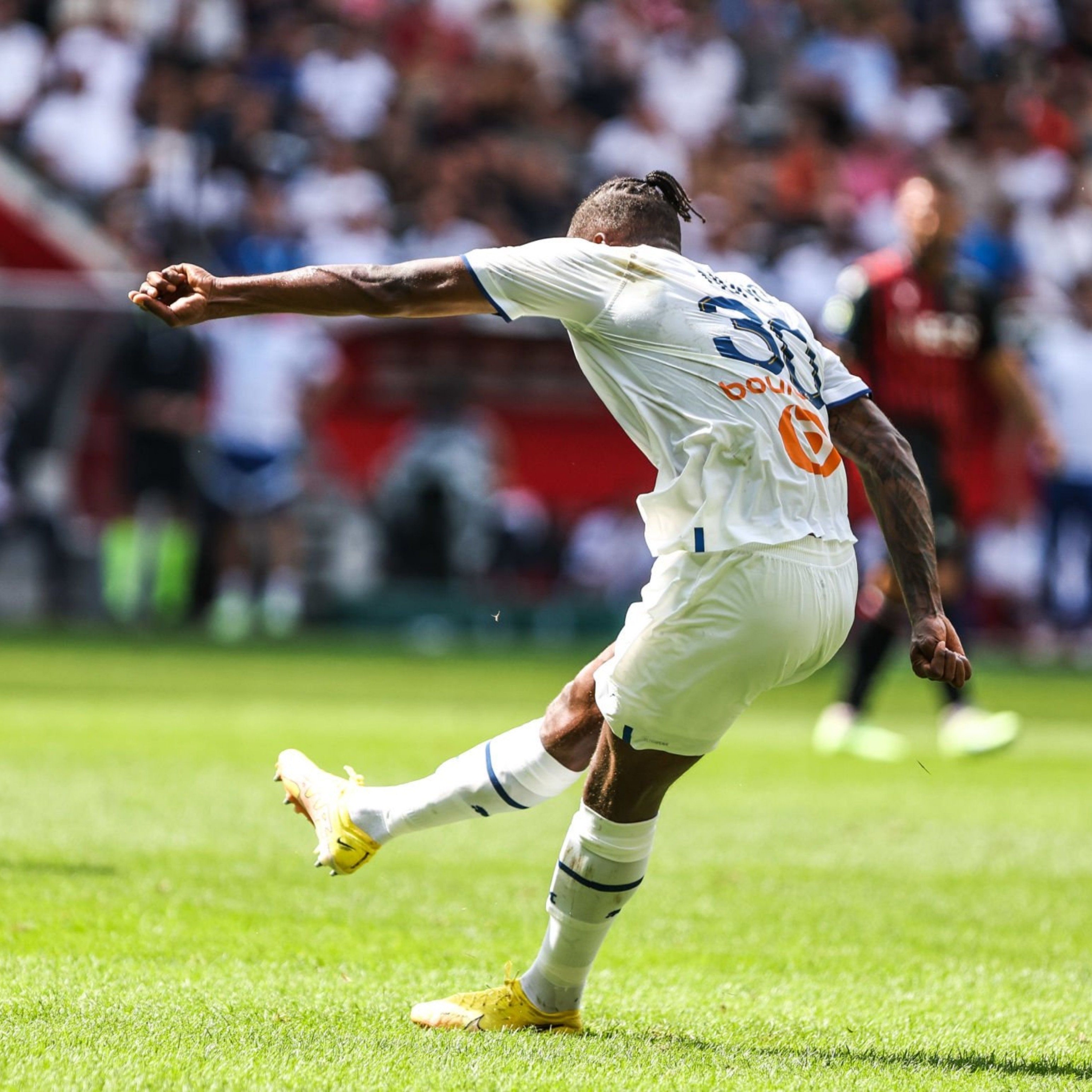 马赛大胜尼斯，继续追赶法甲前三