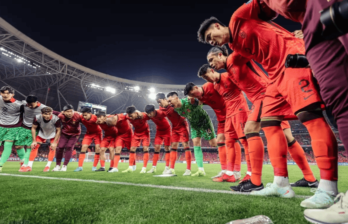 中国足球在国外比赛场地上再次崭露头角！