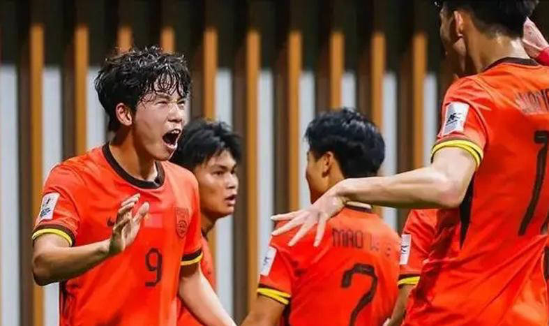 中国足球在国外比赛场地上再次崭露头角！